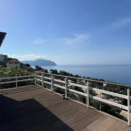 Pieve Roof Terrace Apartment